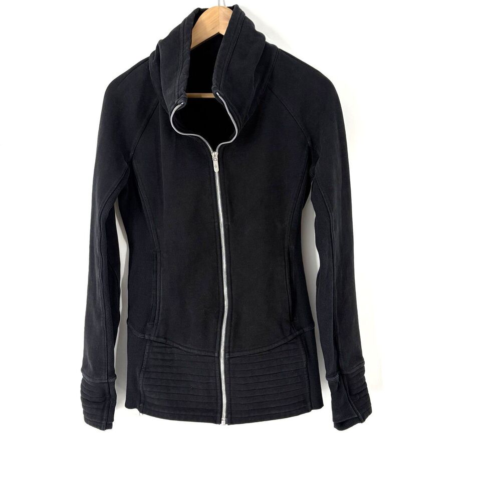 Lululemon Jacket 6 Women Black Radiant II Train Gym Commute Yoga Running Walking
